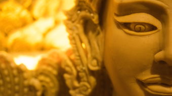 (神不在的日子)神不在屋顶高级表达:探讨信仰之外的境界与深度 (神不在的日子)神不在屋顶高级表达:探讨信仰之外的境界与深度