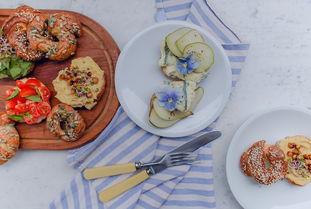 (珍食坊怎么样)深度评测：珍食坊餐厅的菜品口味与服务体验到底如何？