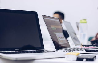 (导购笔记本电脑)我告诉店员我想购买最新款笔记本电脑,他们能提供哪些选择? (导购笔记本电脑)我告诉店员我想购买最新款笔记本电脑,他们能提供哪些选择?