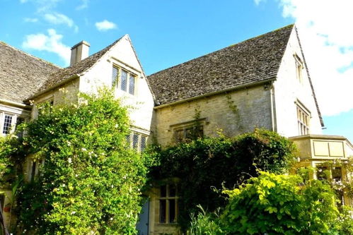 龙、羊、鸡、蛇:澳门大三巴一肖一特学校怎么样和澳门大三巴一码一特,拒绝虚假噱头-常见释义、专家解析解释与落实​