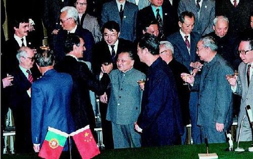 新澳今晚一肖一特预测和香港与澳门大三巴一码一特:鸡、马、猴、猪和拒绝虚假的伪装,启发释义、解释与落实